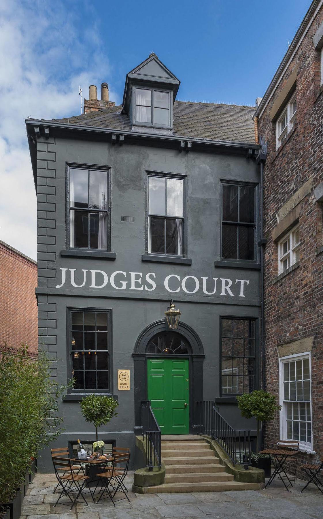 Judges Court Hotel York Luaran gambar